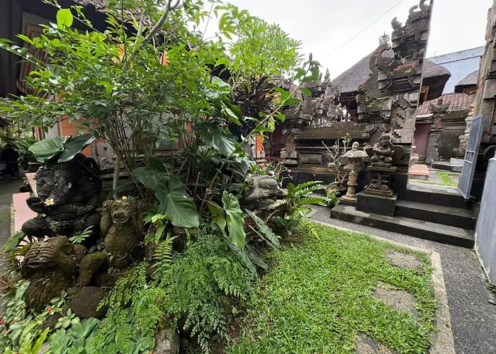 Annayu House 3*