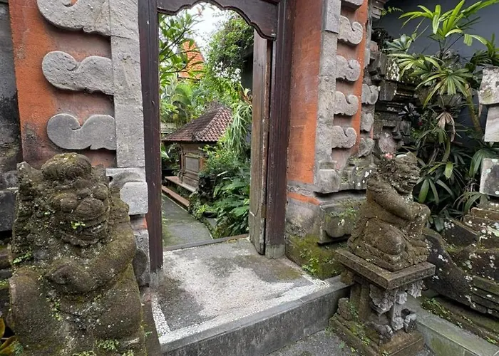 Annayu House